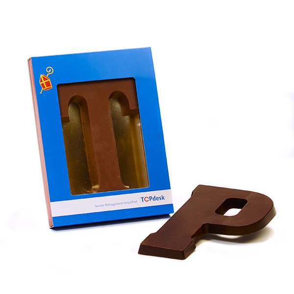 Chocoladeletter in eigen sleeve