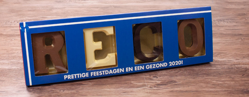Sleeve met chocoladeletters voor RECO